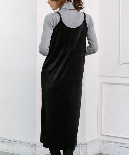 Pierrot(ピエロ)の「ベロアキャミワンピース(ワンピース・レディース・ブラウン/ネイビー/ブラック・M/L)」の6枚目の写真