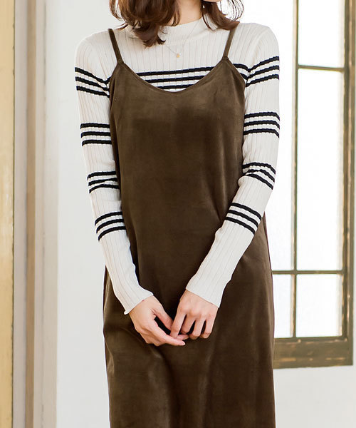 Pierrot(ピエロ)の「ベロアキャミワンピース(ワンピース・レディース・ブラウン/ネイビー/ブラック・M/L)」の8枚目の写真