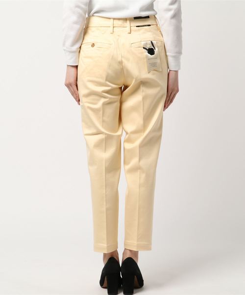 MARIEBELLE　JEAN（マリベルジーン）の「テーパード トラウザー カラーパンツ   KIR(キール)（スラックス・レディース・サンドベージュ/ライトグレー/サーモンピンク/ネイビー/ライトグリーン/オレンジ/グリーン/イエロー・27inch/26inch/24inch/23inch/25inch）」の15枚目の写真