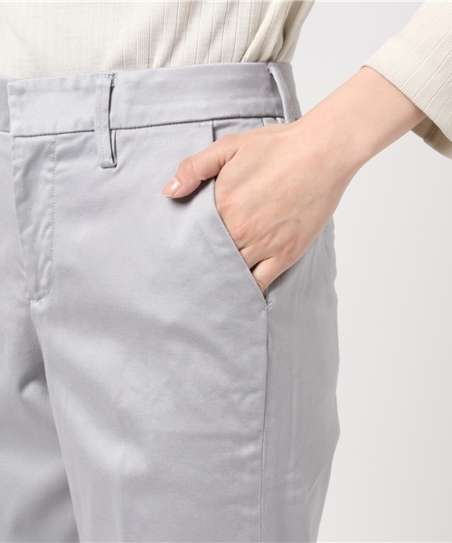 MARIEBELLE　JEAN（マリベルジーン）の「テーパード トラウザー カラーパンツ   KIR(キール)（スラックス・レディース・サンドベージュ/ライトグレー/サーモンピンク/ネイビー/ライトグリーン/オレンジ/グリーン/イエロー・27inch/26inch/24inch/23inch/25inch）」の11枚目の写真