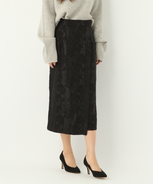 A part by（アパートバイ）の「RハナガラJQDタイトスカート 773091 （スカート・レディース・ホワイト/ブラック・LARGE/MEDIUM）」の2枚目の写真