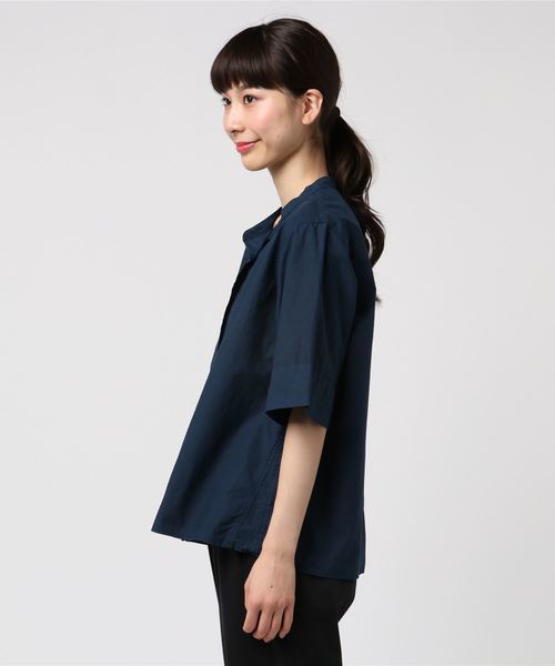 MHL.（エムエイチエル）の「COTTON RAMIE POPLIN（シャツ/ブラウス・レディース・ホワイト/ネイビー/イエロー・1/2/3）」の4枚目の写真