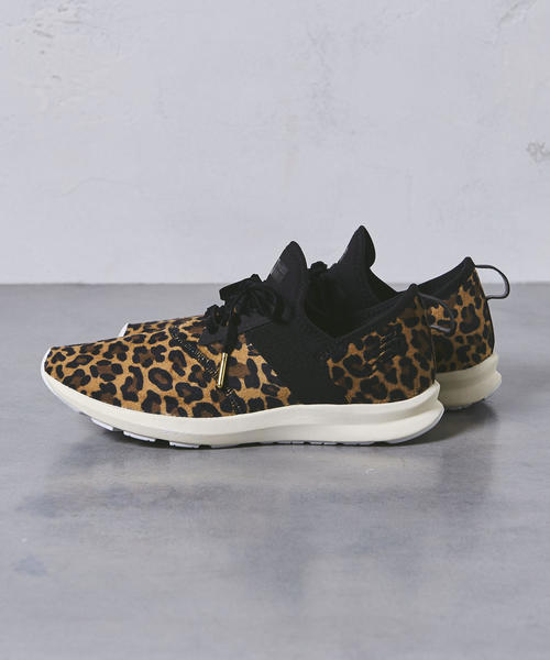 UNITED ARROWS（ユナイテッドアローズ）の「別注＜new balance（ニューバランス）＞NERGIZE スニーカー†（スニーカー・レディース・ブラック/ベージュ・22.5cm/25cm/22cm/23cm/24.5cm/24cm/23.5cm）」の13枚目の写真