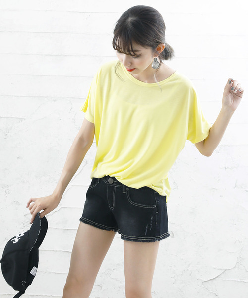 Girly Doll(ガーリードール)の「UネックTシャツPO(Tシャツ/カットソー・レディース・ブラック/グレー/オフホワイト/カーキ/イエロー・FREE)」の8枚目の写真