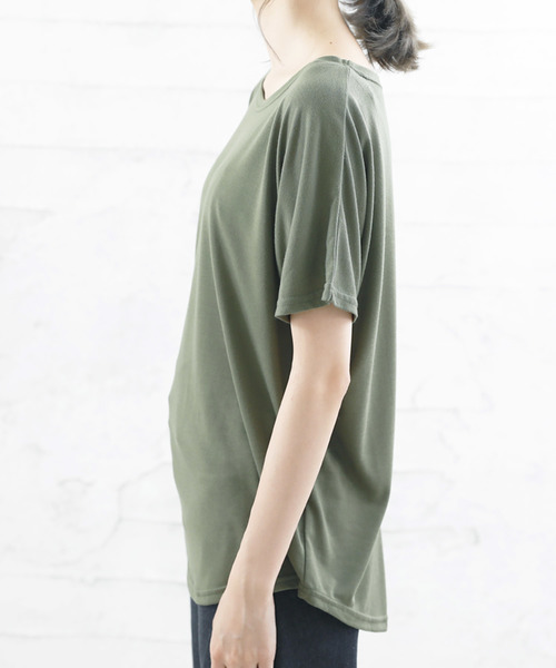 Girly Doll(ガーリードール)の「UネックTシャツPO(Tシャツ/カットソー・レディース・ブラック/グレー/オフホワイト/カーキ/イエロー・FREE)」の18枚目の写真