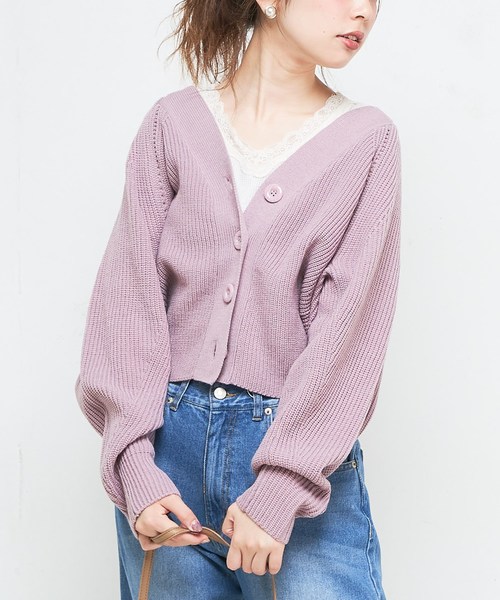 natural couture(ナチュラルクチュール)の「アイレット入りシンプルカーディガン(カーディガン/ボレロ・レディース・キャメル/ブラック/ピンク/グリーン/パープル/アイボリー・FREE)」の6枚目の写真