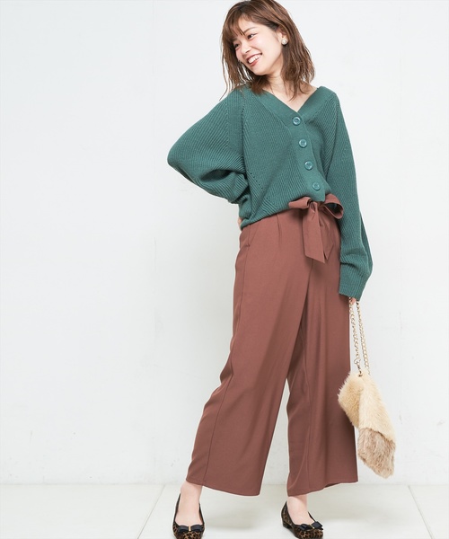 natural couture(ナチュラルクチュール)の「アイレット入りシンプルカーディガン(カーディガン/ボレロ・レディース・キャメル/ブラック/ピンク/グリーン/パープル/アイボリー・FREE)」の9枚目の写真
