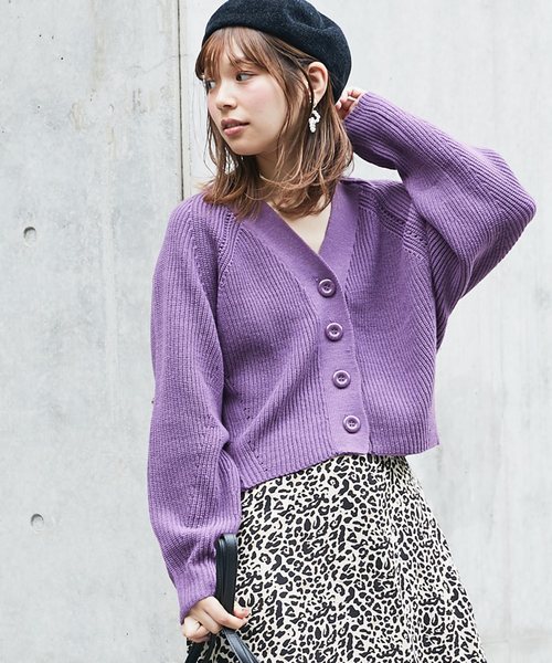 natural couture(ナチュラルクチュール)の「アイレット入りシンプルカーディガン(カーディガン/ボレロ・レディース・キャメル/ブラック/ピンク/グリーン/パープル/アイボリー・FREE)」の19枚目の写真