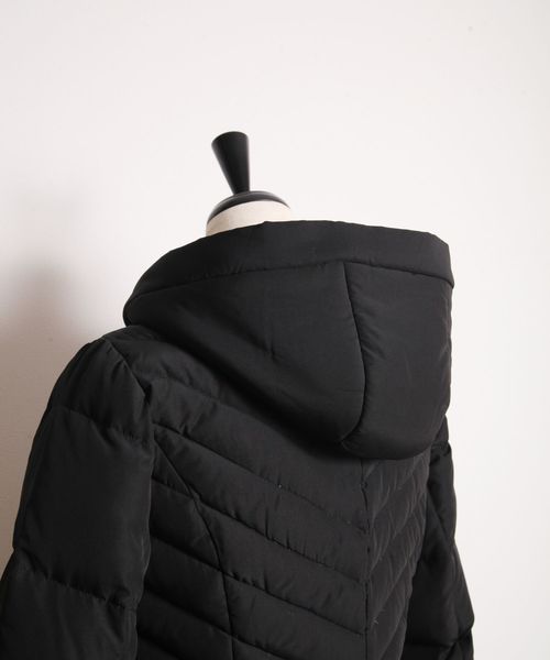 tocco closet（トッコ クローゼット）の「ビジューつき裾フレアダウン