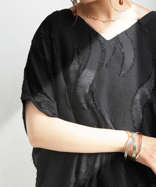 antiqua(アンティカ)の「半袖シアードルマントップス(Tシャツ/カットソー・レディース・ブラック・FREE)」の12枚目の写真
