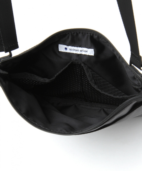 GLOBAL WORK（グローバルワーク）の「ツイルサコッシュ/830757（ショルダーバッグ・メンズ・ブラック/ライトイエロー・FREE）」の8枚目の写真