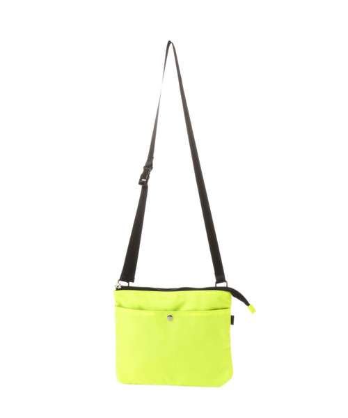 GLOBAL WORK（グローバルワーク）の「ツイルサコッシュ/830757（ショルダーバッグ・メンズ・ブラック/ライトイエロー・FREE）」の13枚目の写真