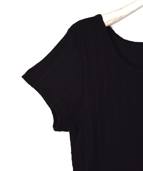 w closet（ダブルクローゼット）の「スクエアヘンリーネック半袖プルオーバー（Tシャツ/カットソー・レディース・ブラック/ベージュ/オフホワイト/モカ・FREE）」の11枚目の写真