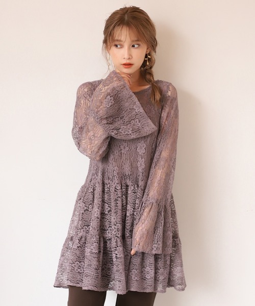 one after another NICE CLAUP（ワンアフターアナザーナイスクラップ）の「後ろリボンティアードチュニック（チュニック・レディース・オフホワイト/アイボリー/モカ・FREE）」の3枚目の写真