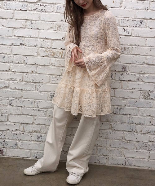 one after another NICE CLAUP（ワンアフターアナザーナイスクラップ）の「後ろリボンティアードチュニック（チュニック・レディース・オフホワイト/アイボリー/モカ・FREE）」の13枚目の写真