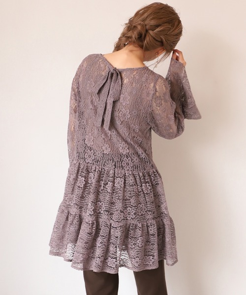 one after another NICE CLAUP（ワンアフターアナザーナイスクラップ）の「後ろリボンティアードチュニック（チュニック・レディース・オフホワイト/アイボリー/モカ・FREE）」の14枚目の写真