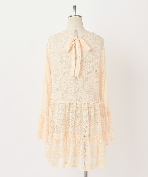 one after another NICE CLAUP（ワンアフターアナザーナイスクラップ）の「後ろリボンティアードチュニック（チュニック・レディース・オフホワイト/アイボリー/モカ・FREE）」の21枚目の写真