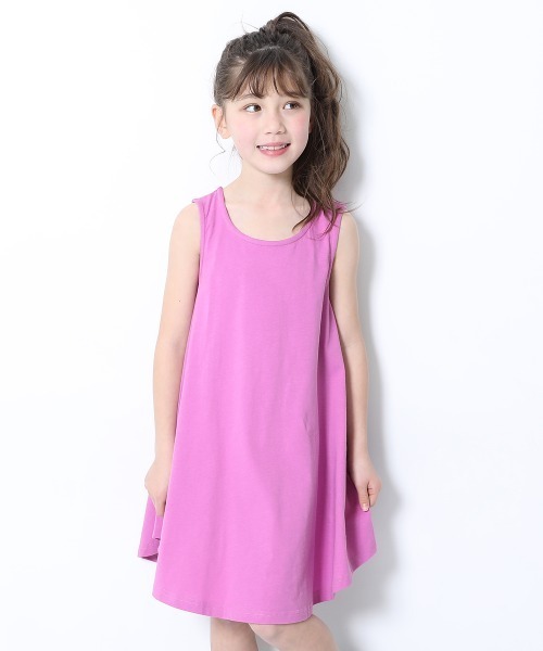 devirock（デビロック）の「フレアタンクワンピース（ワンピース・キッズ・ピンク系その他/ブラック/カーキ/ラベンダー/キャメル/レッド系その他/イエロー/ブルーグレー/コバルトブルー/オレンジ・100cm/90cm/80ｃｍ/160cm/130cm/150cm/140cm/110cm/120cm）」の8枚目の写真