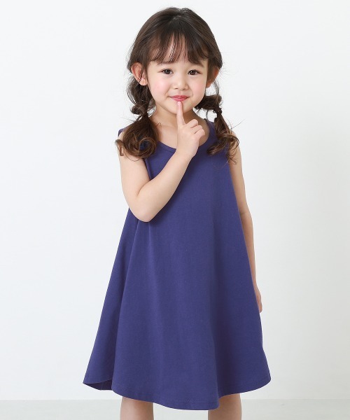 devirock（デビロック）の「フレアタンクワンピース（ワンピース・キッズ・ピンク系その他/ブラック/カーキ/ラベンダー/キャメル/レッド系その他/イエロー/ブルーグレー/コバルトブルー/オレンジ・100cm/90cm/80ｃｍ/160cm/130cm/150cm/140cm/110cm/120cm）」の2枚目の写真