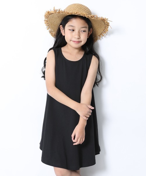 devirock（デビロック）の「フレアタンクワンピース（ワンピース・キッズ・ピンク系その他/ブラック/カーキ/ラベンダー/キャメル/レッド系その他/イエロー/ブルーグレー/コバルトブルー/オレンジ・100cm/90cm/80ｃｍ/160cm/130cm/150cm/140cm/110cm/120cm）」の3枚目の写真