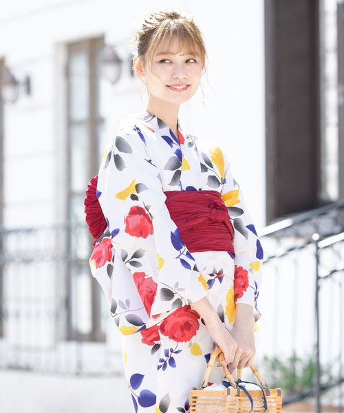 SOUBIEN（ソウビエン）の「選べるレディース浴衣2点セット （浴衣＋帯）（浴衣・レディース・ホワイト系その他/ホワイト系その他2/パープル系その他/ブルー系その他/ブルー系その他2/ホワイト系その他3/ホワイト系その他4/マルチ/ホワイト×レッド/ホワイト×グリーン/ライトブルー/ホワイト×イエロー/ホワイト×ピンク/ホワイト系その他5/ホワイト系その他6/ホワイト×ライトグレー/ホワイト系/ホワイト系1/ホワイト系3/ホワイト系2/グレー系/モーブ系/ブルー系/スカイブルー系・FREE）」の16枚目の写真