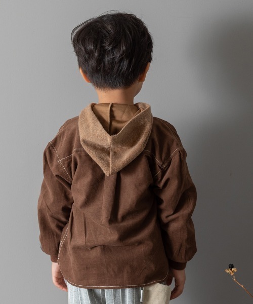 MAKE YOUR DAY(メイクユアデイ)の「Vネック調バンドカラーシャツ■80~140cm(シャツ/ブラウス・キッズ・ダークブラウン/ベージュ/ターコイズブルー・90/100/110/120/80/130/140)」の18枚目の写真