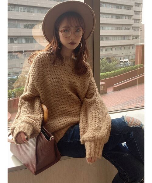 RESEXXY（リゼクシー）の「ローゲージニットプルオーバー（ニット/セーター・レディース・ブラック/ベージュ/オフホワイト・FREE）」の4枚目の写真