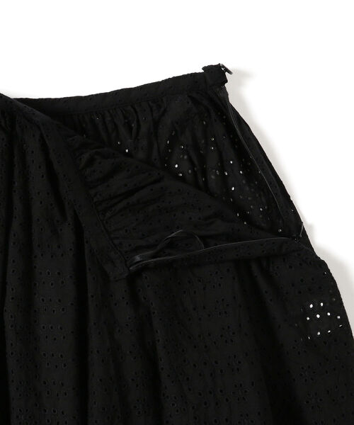 BEAMS BOY（ビームスボーイ）の「BEAMS BOY / カットワーク ティアード スカート（スカート・レディース・オフホワイト/ブラック・ONE SIZE）」の20枚目の写真