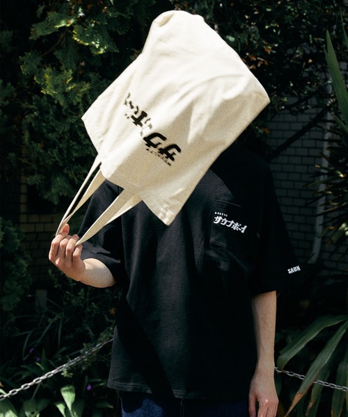 サウナボーイ（サウナボーイ）の「サウナボーイ ロゴデザイン キャンバストートバッグ（トートバッグ・メンズ・ブラック/アイボリー・FREE）」の6枚目の写真