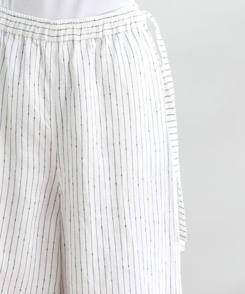 Pao de lo（パオデロ）の「ぽこぽこノットボーダーワイドパンツ（その他パンツ・レディース・ベージュ系その他/ブラック系その他・9号/7号）」の6枚目の写真