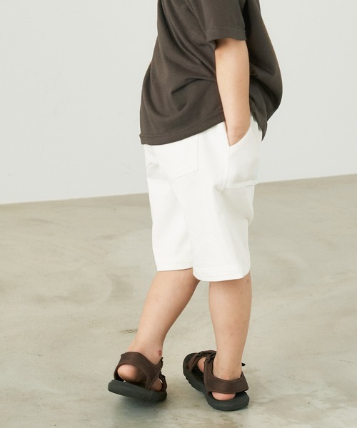 &yam(アンドヤム)の「ライトデニム ウエストフリンジデザインショートパンツ(デニムパンツ・キッズ・ホワイト/サックスブルー/インディゴブルー・110-120cm/150-160cm/140-150cm/120-130cm/130-140cm)」の5枚目の写真