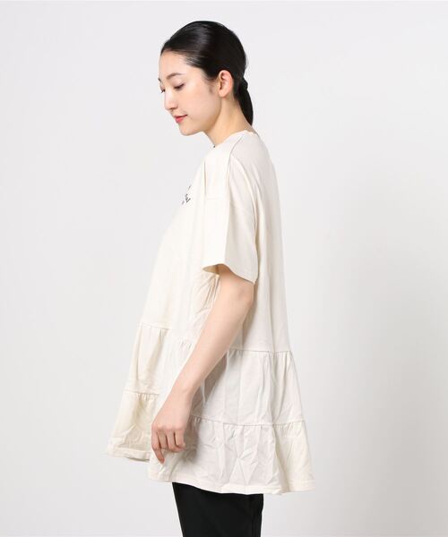 WEGO（ウィゴー）の「WEGO/ティアードTeeワンピース（ワンピース・レディース・ホワイト/ライトパープル/グリーン系その他・FREE）」の4枚目の写真