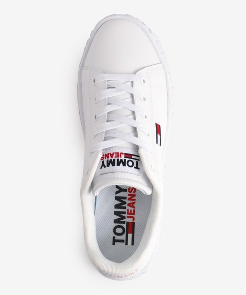 tommy jeans(トミー ジーンズ)の「メタリックロゴレザースニーカー(スニーカー・レディース・ホワイト・23cm/23.5cm/24cm)」の4枚目の写真