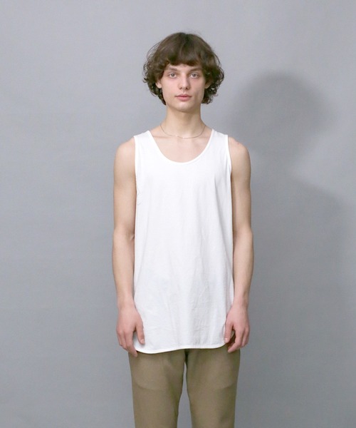 Iroquois（イロコイ）の「LAYERED LONG T/T ラウンドヘムロングタンクトップ（タンクトップ・メンズ・チャコールグレー/ブラック/ベージュ/オフホワイト・1/2/3）」の5枚目の写真