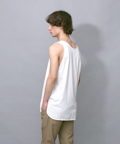 Iroquois（イロコイ）の「LAYERED LONG T/T ラウンドヘムロングタンクトップ（タンクトップ・メンズ・チャコールグレー/ブラック/ベージュ/オフホワイト・1/2/3）」の7枚目の写真