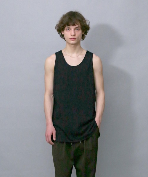 Iroquois（イロコイ）の「LAYERED LONG T/T ラウンドヘムロングタンクトップ（タンクトップ・メンズ・チャコールグレー/ブラック/ベージュ/オフホワイト・1/2/3）」の11枚目の写真