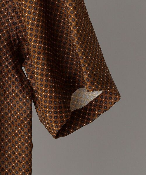 SHIPS(シップス)の「【No tie, but smartness.】SHIPS: セミワイドカラー モチーフ柄 リネンシャツ S/S(シャツ/ブラウス・メンズ・ブラウン/ブルー/グリーン・SMALL/MEDIUM/LARGE/X-LARGE)」の12枚目の写真