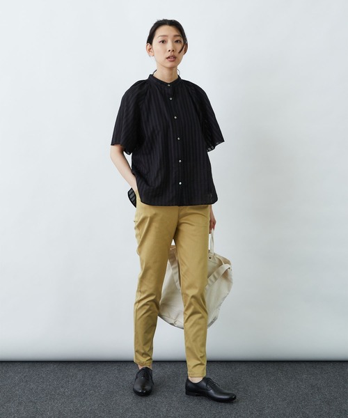 ストレッチテーパードパンツ