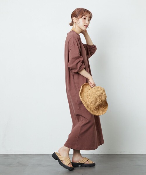 FREAK'S STORE(フリークスストア)の「【WEB限定】ビッグシルエットTワンピース(ワンピース・レディース・ライトグレー/ブラック/ブラウン/マスタード/オリーブ/ブルー/レッド系/ナチュラル・フリ-)」の8枚目の写真