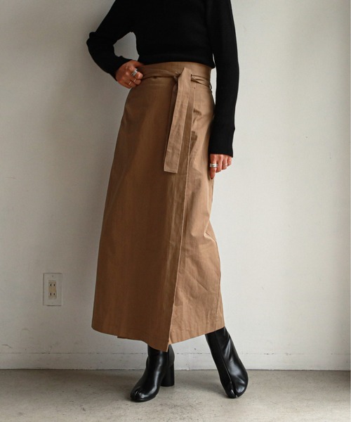 feepur（フェピュール）の「ベルト付ラップスカート（スカート・レディース・ベージュ/モカ・MEDIUM）」の15枚目の写真