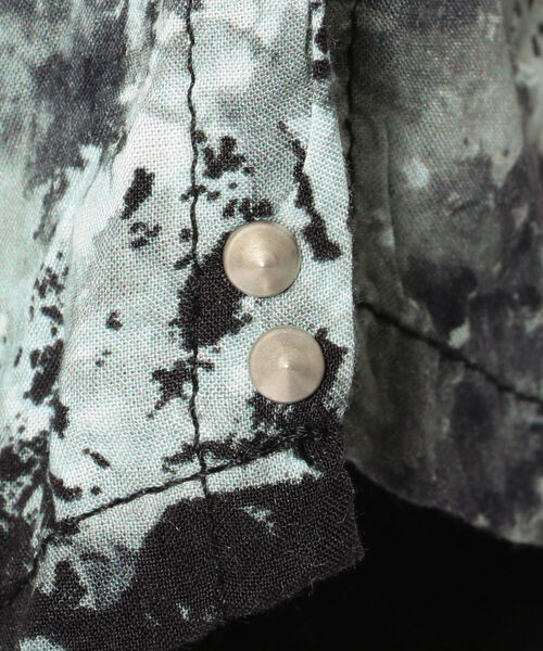 KMRii（ケムリ）の「KMRii/ケムリ/Frostbite Lazy Shirt（シャツ/ブラウス・メンズ・グレー・1/2/3）」の9枚目の写真