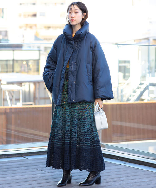 Ray BEAMS（レイビームス）の「Ray BEAMS / ダウン ワイドスリーブ ブルゾン（ダウンジャケット/コート・レディース・ブラック/ネイビー・1/0）」の9枚目の写真