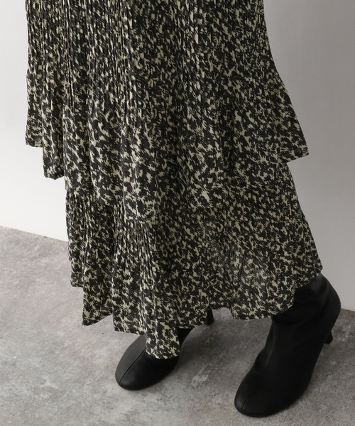 A part by(アパートバイ)の「Poティアードプリーツスカート 238974(スカート・レディース・ブラック系その他2/ブラック/ライトベージュ・FREE)」の8枚目の写真