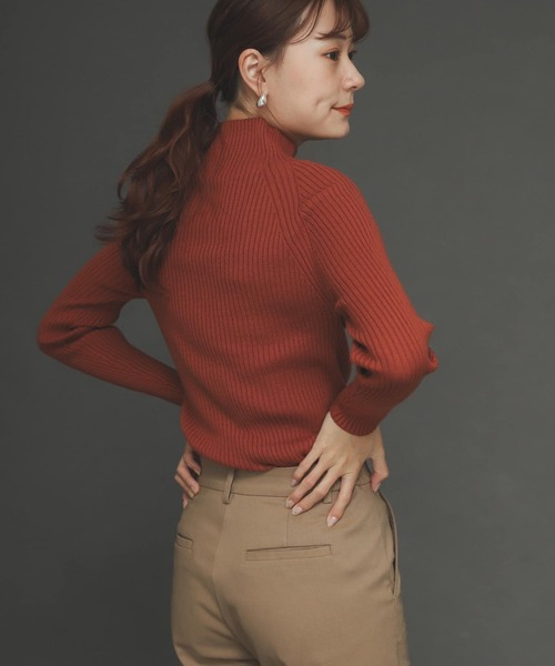 SENSE OF PLACE by URBAN RESEARCH（センスオブプレイスバイアーバンリサーチ）の「ストレッチリブハイネックセーター（ニット/セーター・レディース・オレンジ/アイボリー/ブラック・ONE）」の18枚目の写真