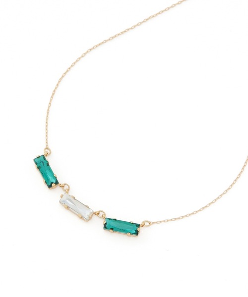 MADEMOISELLE ROPE'(マドモアゼル ロペ)の「バゲットカットビジューネックレス(ネックレス・レディース・グリーン・FREE)」の2枚目の写真