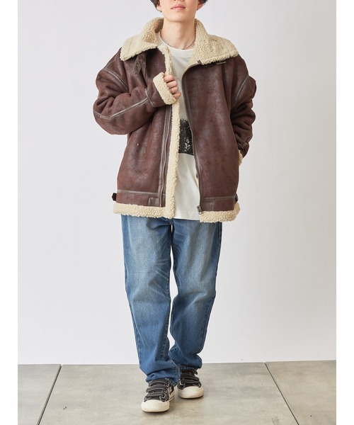 COLONY 2139（コロニートゥーワンスリーナイン）の「フェイクムートンB-3ブルゾン（ムートンコート・メンズ・ブラック×ブラック/ブラック×ベージュ/ブラウン・SMALL/MEDIUM/LARGE/X-LARGE）」の8枚目の写真