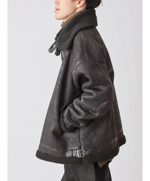 COLONY 2139（コロニートゥーワンスリーナイン）の「フェイクムートンB-3ブルゾン（ムートンコート・メンズ・ブラック×ブラック/ブラック×ベージュ/ブラウン・SMALL/MEDIUM/LARGE/X-LARGE）」の18枚目の写真