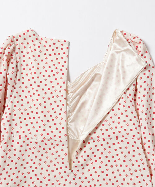 BeAMS DOT（ビームスドット）の「【WEB限定】BeAMS DOT / ペンタゴンネック フラワーワンピース（ワンピース・レディース・ホワイト系その他5/ブルー系その他3・FREE）」の13枚目の写真