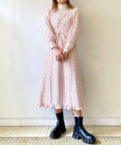 BeAMS DOT（ビームスドット）の「【WEB限定】BeAMS DOT / ペンタゴンネック フラワーワンピース（ワンピース・レディース・ホワイト系その他5/ブルー系その他3・FREE）」の18枚目の写真