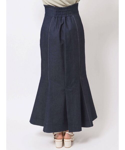 dazzlin（ダズリン）の「ステッチラインマーメイドスカート（スカート・レディース・ベージュ/オフホワイト/インディゴブルー/ピンク・SMALL/MEDIUM）」の14枚目の写真